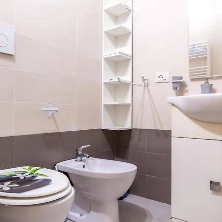 216b - Monolocale Lapigna Sanremo, Centro Storico Apartman *