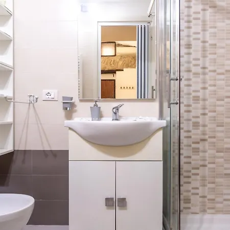 216b - Monolocale Lapigna Sanremo, Centro Storico *