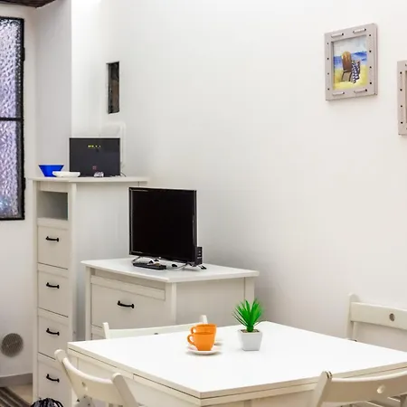 216b - Monolocale Lapigna Sanremo, Centro Storico * サンレモ