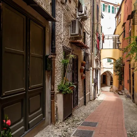 216b - Monolocale Lapigna Sanremo, Centro Storico アパート *